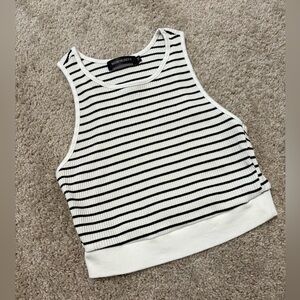 MeroKeety Crop Top, Medium